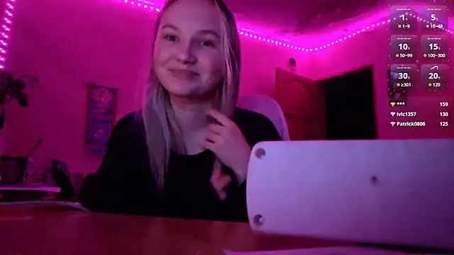 KarinRobertson's Webcam Show