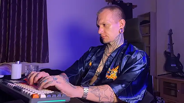 paulvelvet 在線直播表演