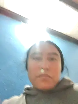 Chat +18 de Venuz_Rivers_ ao vivo