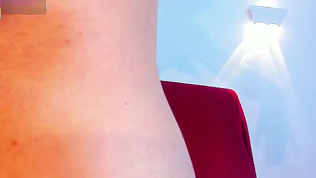 Miss-Saraii élő XXX-chatje