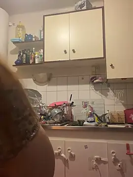 Czat XXX na żywo – LaPetitechienne1