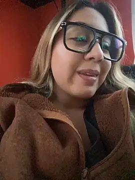 Czat XXX na żywo – Miabonnett_