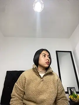 SweetLatiin_ Chat XXX in diretta