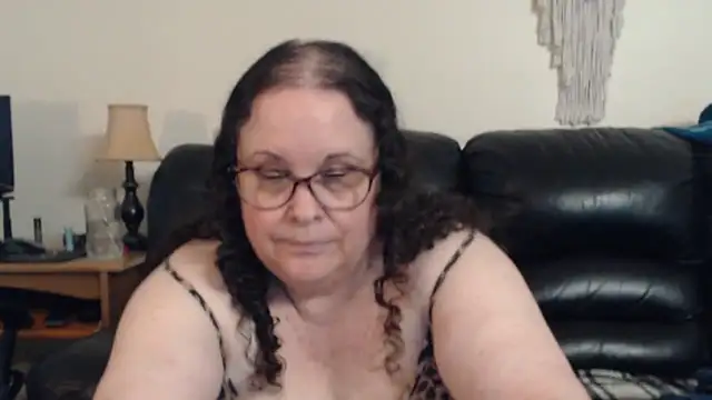 Juicy_Julie469 Live XXX-chat