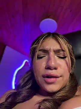 Isabella18_pinkのライブXXXチャット