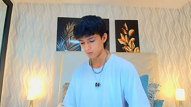 Онлайн чат XXX Lean_Portman