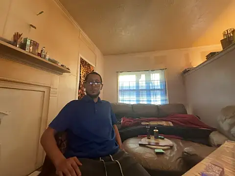 ThrowedWorldWide 网络视讯表演