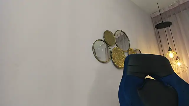 MADDY_MAGIC: απευθείας συνομιλία ΧΧΧ