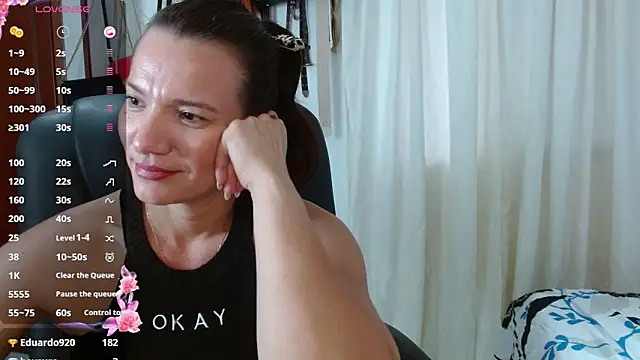 Scarlett_3X's Live XXX Chat