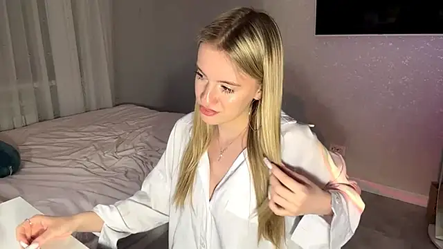 Czat XXX na żywo – Between_Eeys