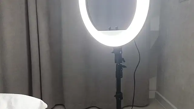 Chat XXX ao vivo de JinaSavela