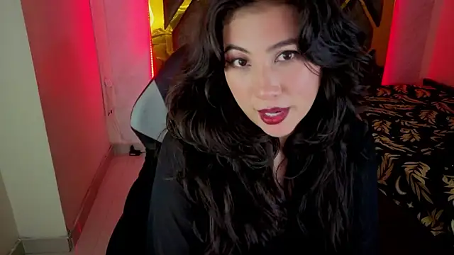 Luvienne Live XXX-chat