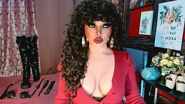 demonfuta: διαδικτυακό σόου στην κάμερα