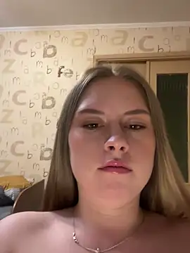 Tomyris_yuki – Kamerová šou