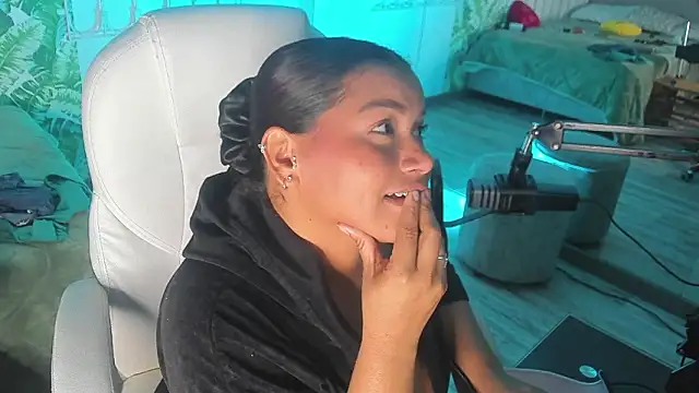 loly_marce – Naživo XXX chat