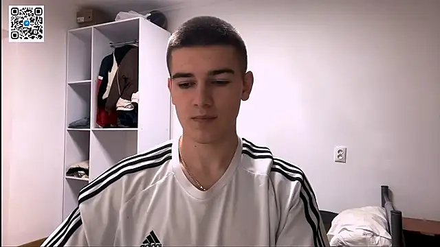 _BarePulse Adlı Modelin Canlı XXX Sohbeti