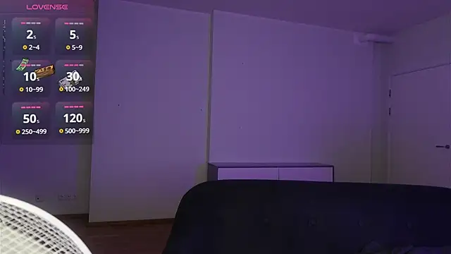 Ricky_Becko 即時 XXX 聊天