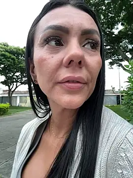 SofhiaTaylor Live XXX-chat