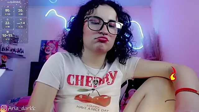 AriaDark লাইভ XXX চ্যাট