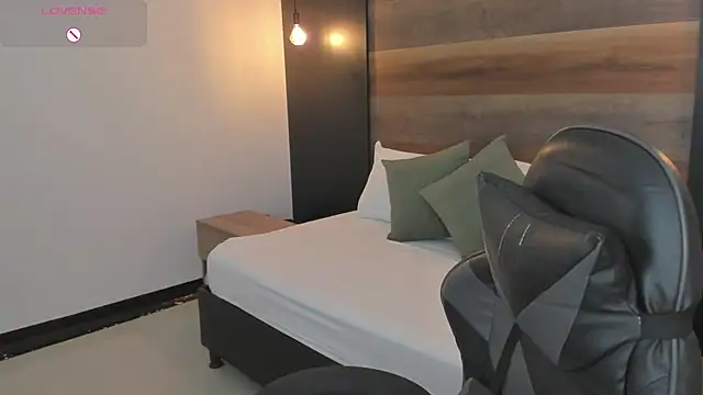 stephanya_ élő XXX-chatje