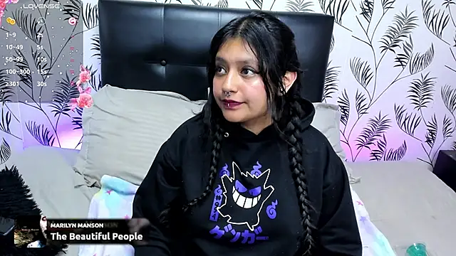 BeliaAbrahelのライブXXXチャット