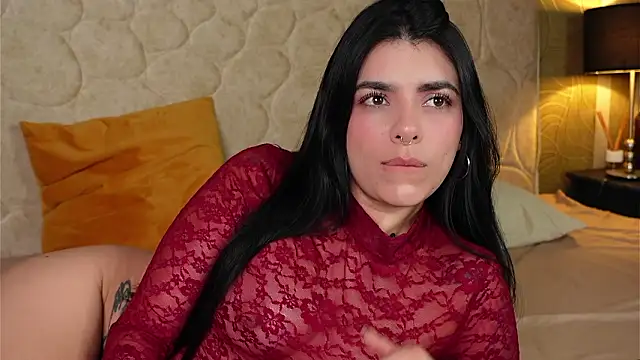 MillaBlis élő XXX-chatje