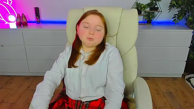 Онлайн чат XXX KattyRose8