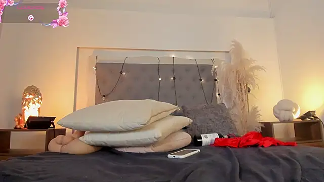 lea_walkerr élő XXX-chatje