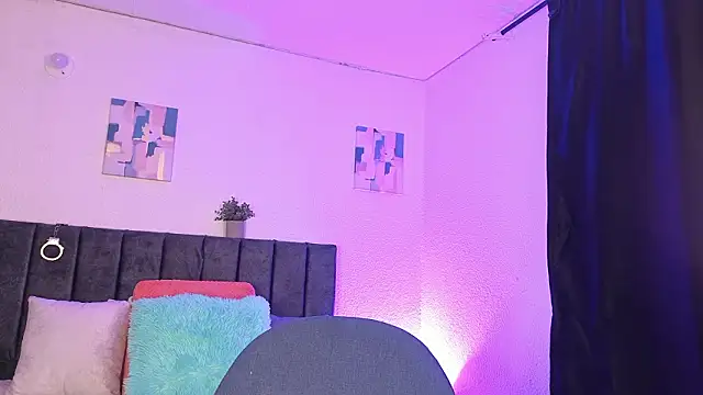 Jedah18 élő XXX-chatje