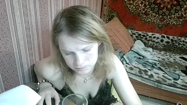 Kathlyn__Heath élő XXX-chatje