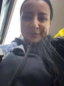 Abril_LuvのライブXXXチャット