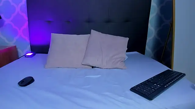 ayla13_のライブXXXチャット