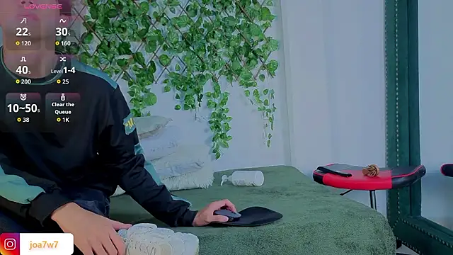 Levii_Ackermann Live XXX-Chat