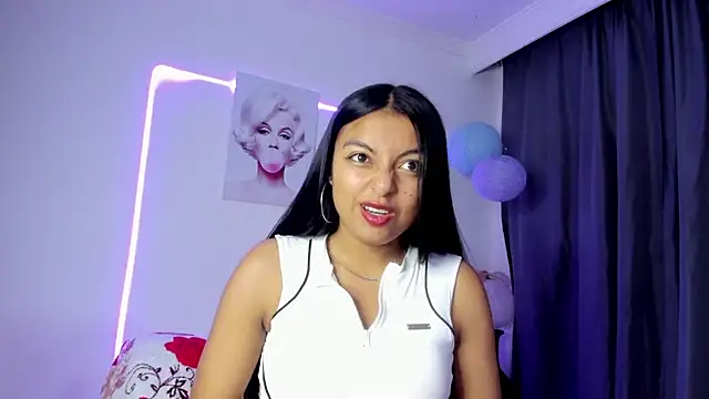 sweet_cinamon Adlı Modelin Canlı XXX Sohbeti