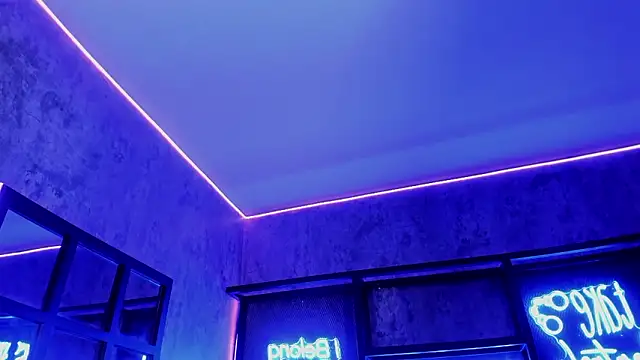 ChloeVixen Live XXX Chat