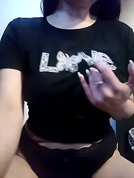 Chat XXX ao vivo de KITTEN-10