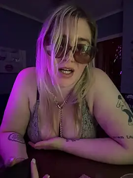 Granlady7 élő XXX-chatje