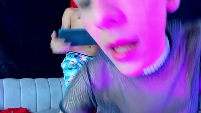 Онлайн чат XXX Pleasure_boys_hot