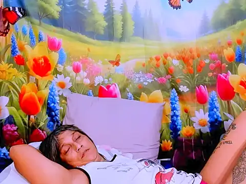 XXX chat uživo modela indianroxy