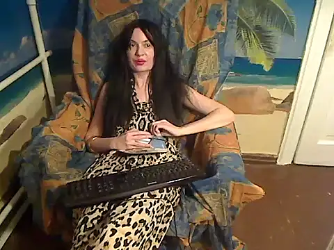 Bastet12 Chat XXX in diretta