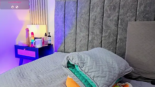 Ema_Stone65: απευθείας συνομιλία ΧΧΧ