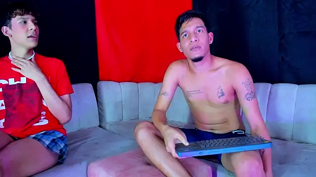 عرض كام Pleasure_boys_hot