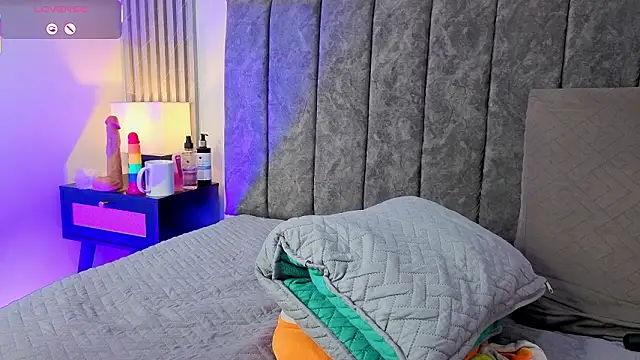 Ema_Stone65 Chat XXX live