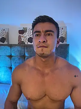 Chat +18 de Chris_Clarck ao vivo