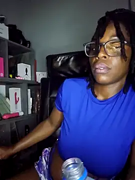 Shaniko89 Adlı Modelin Canlı XXX Sohbeti