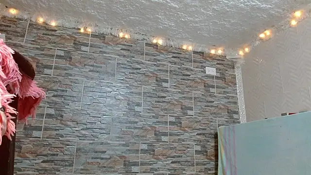 XXX chat uživo modela alurba666