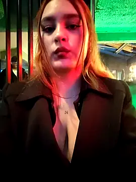 katty_42's Live XXX Chat