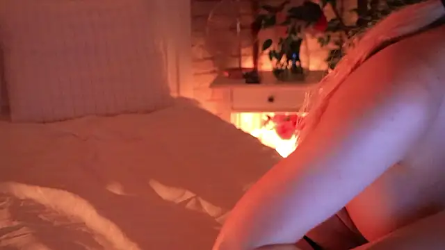 EmillyBronte's Live XXX Chat