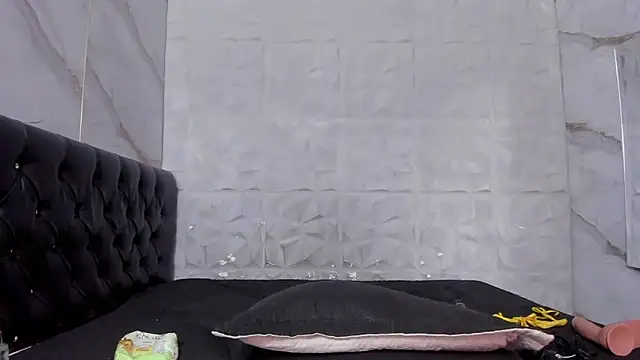 rosalia-04 Live XXX-chat