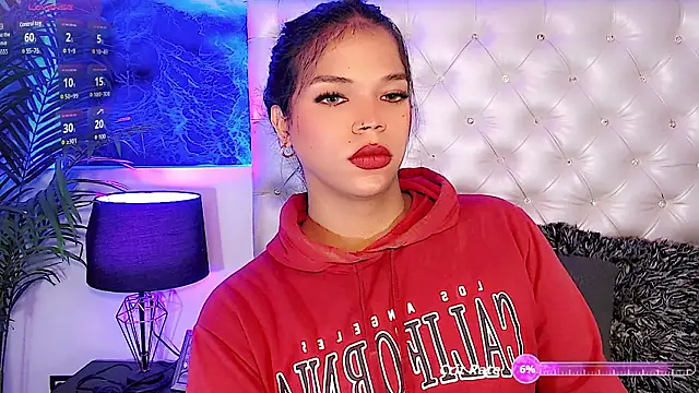 Show de webcam de Keira_Fox31